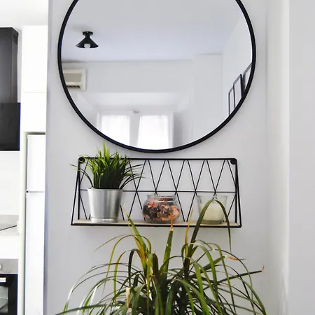 Con Encanto En El Corazon De La Ciudad Apartment