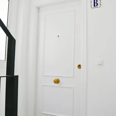 Con Encanto En El Corazon De La Ciudad Apartment